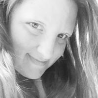 Rebecca Moran Photo 25