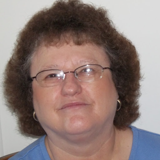 Suzanne James Photo 2