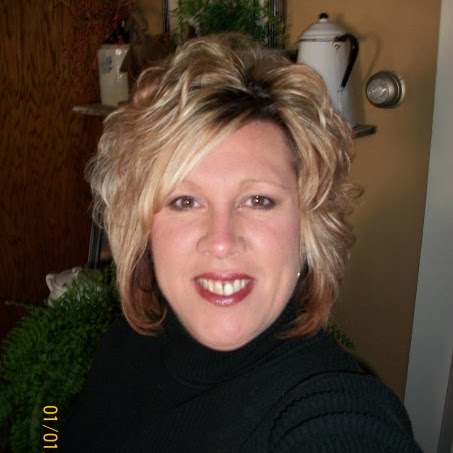 Lori Bucci Photo 13