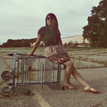 Lucia Rodriguez Photo 23