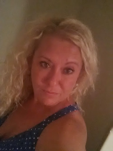 Kim Glover Photo 27