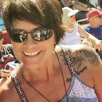 Julie Perez Photo 33