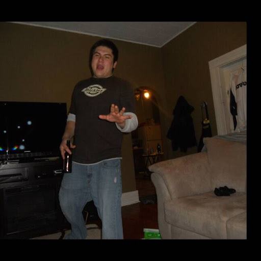 Michael Nunez Photo 31