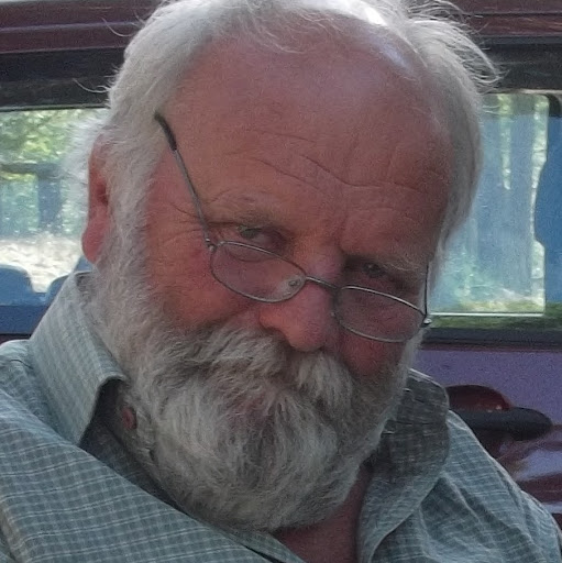 Trevor Perry Photo 24