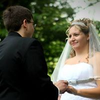 Tonya Albrecht Photo 1