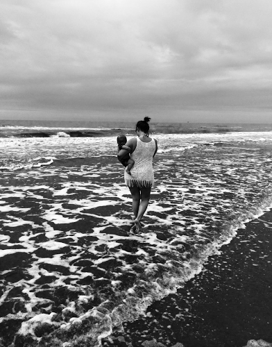 Lora White Photo 12