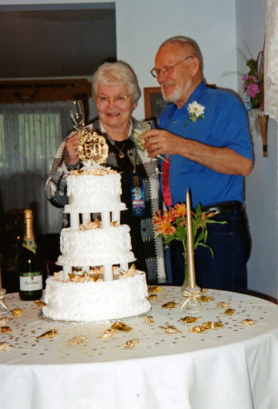 Lorraine Gibson Photo 24
