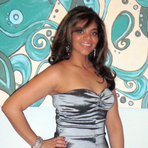 Sandra Alvarez Photo 57