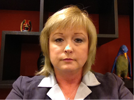 Connie Thompson Photo 28
