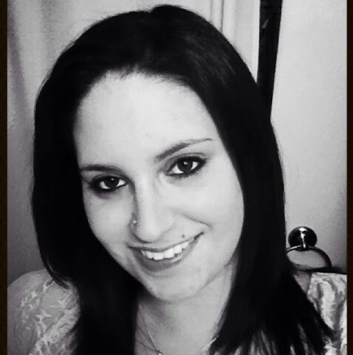 Rachel Levesque Photo 14