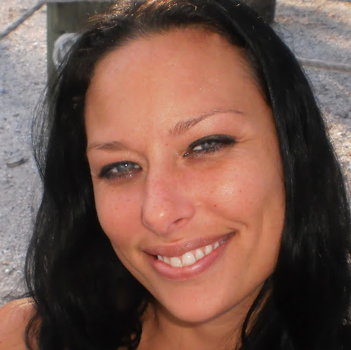 Michele Phelps Photo 15