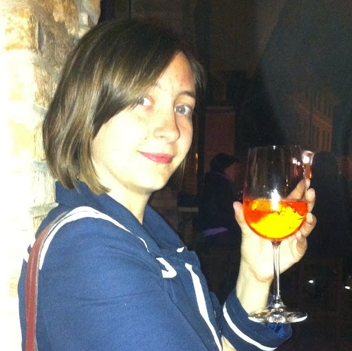 Sara Clarke Photo 22