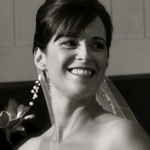 Kimberley Owens Photo 25