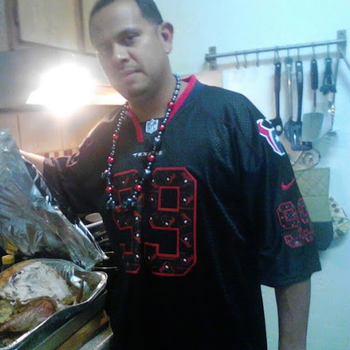 Joseph Arce Photo 38