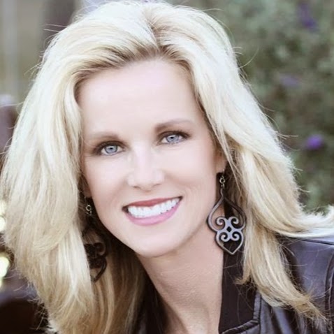 Theresa Rowe Photo 39