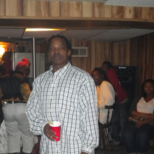 Reggie Howell Photo 30