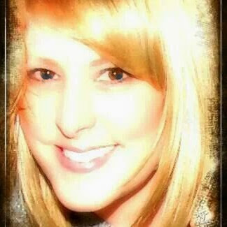 Shelly Reid Photo 38