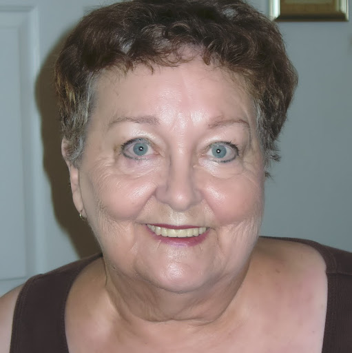Veronica Racette Photo 2