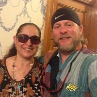 Sandy Thompson Photo 30