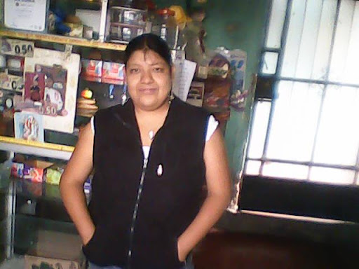 Angela Campuzano Photo 5