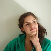 Elizabeth Earnest Photo 6