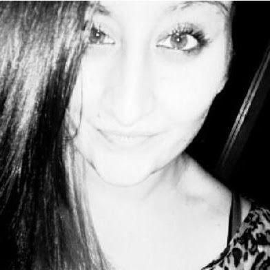 Rachael Ingram Photo 5