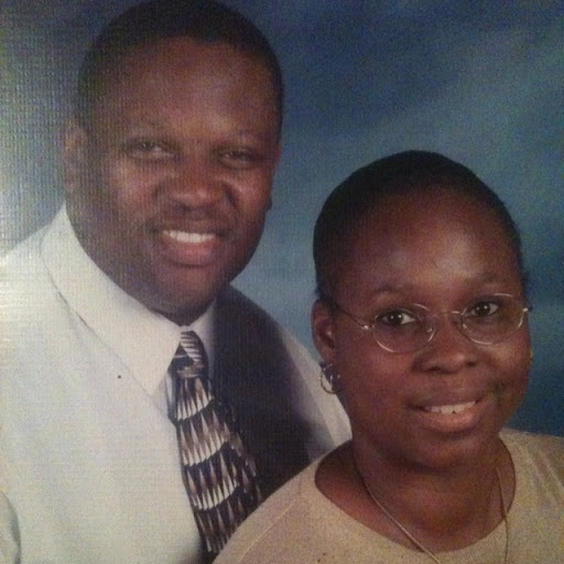 Kenneth Giles Photo 14