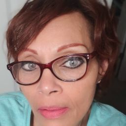 Elizabeth Phillips Photo 25