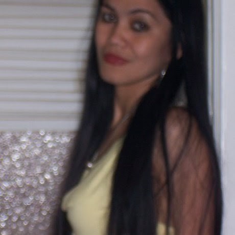 Michelle Duckworth Photo 30