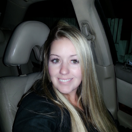 Ashley Walker Photo 17