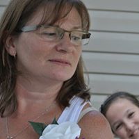 Lori Gardner Photo 21