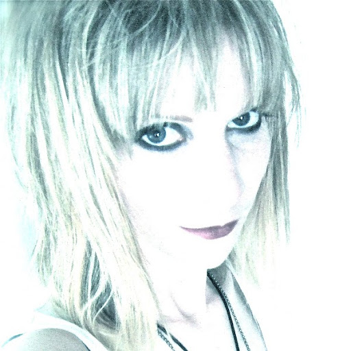 Rebecca Pike Photo 29