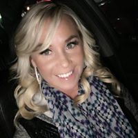 Heidi Hendrickson Photo 19