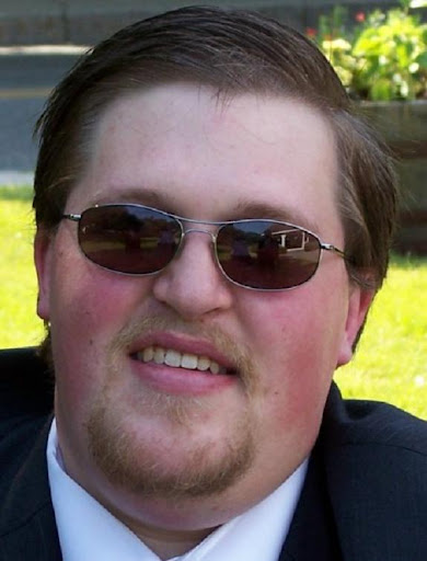 Jeremy Young Photo 37
