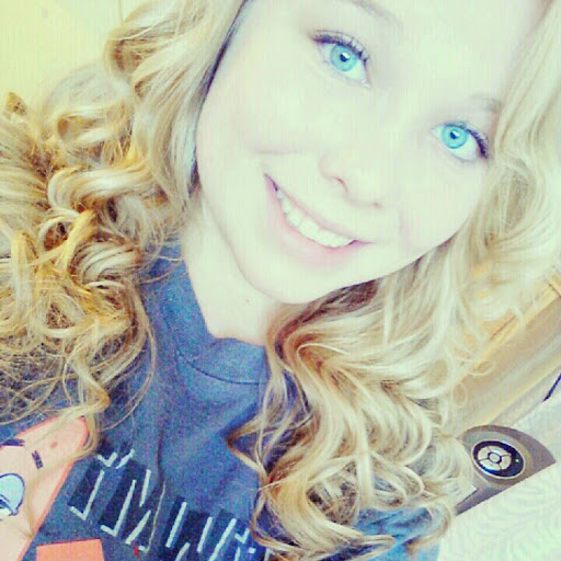 Jaclyn Hendricks Photo 12