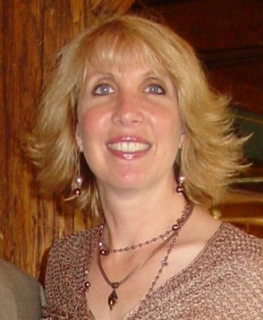 Joan Castro Photo 38