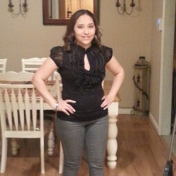 Jennifer Quintana Photo 30