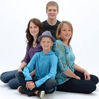 Stephanie Gillingham Photo 6