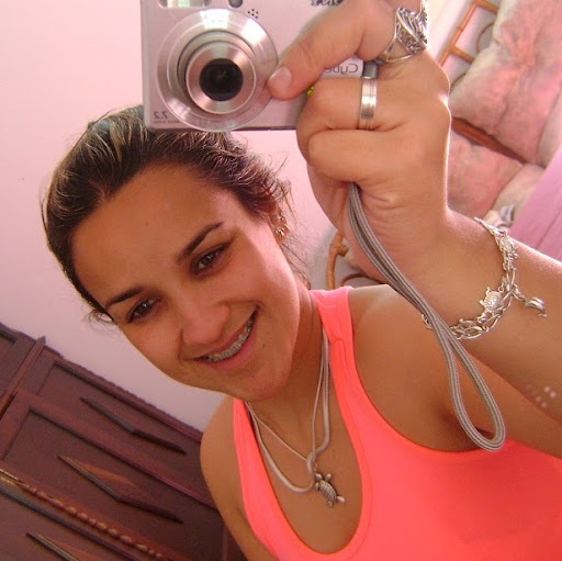 Francine Garcia Photo 39