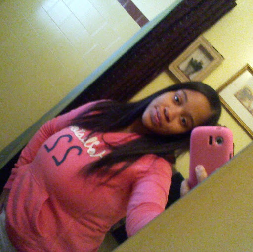 Tia Hall Photo 37