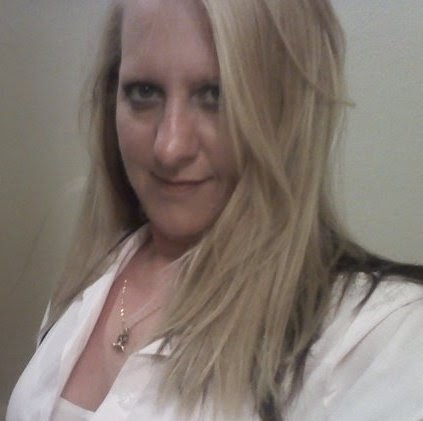 Robin Hamilton Photo 28