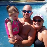 Casey Singleton Photo 3