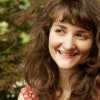 Julie Farrell Photo 3