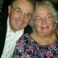 Larry Robbins Photo 35
