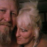 Lisa Bond Photo 33