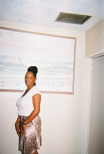 April Russell Photo 48