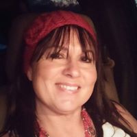 Laura Baucom Photo 5