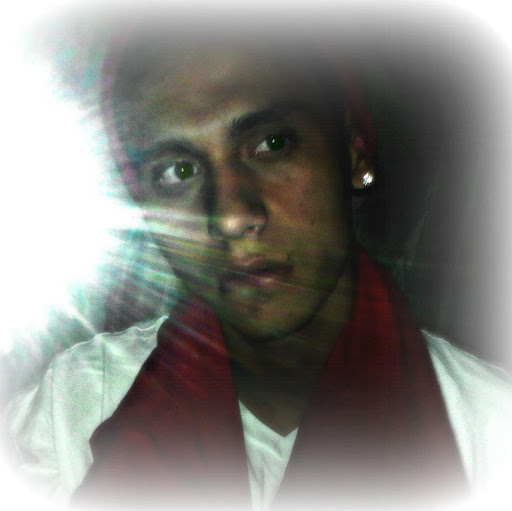 Louie Cabrera Photo 9
