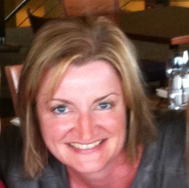 Julie Hyde Photo 28