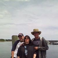 Elizabeth Nowicki Photo 15